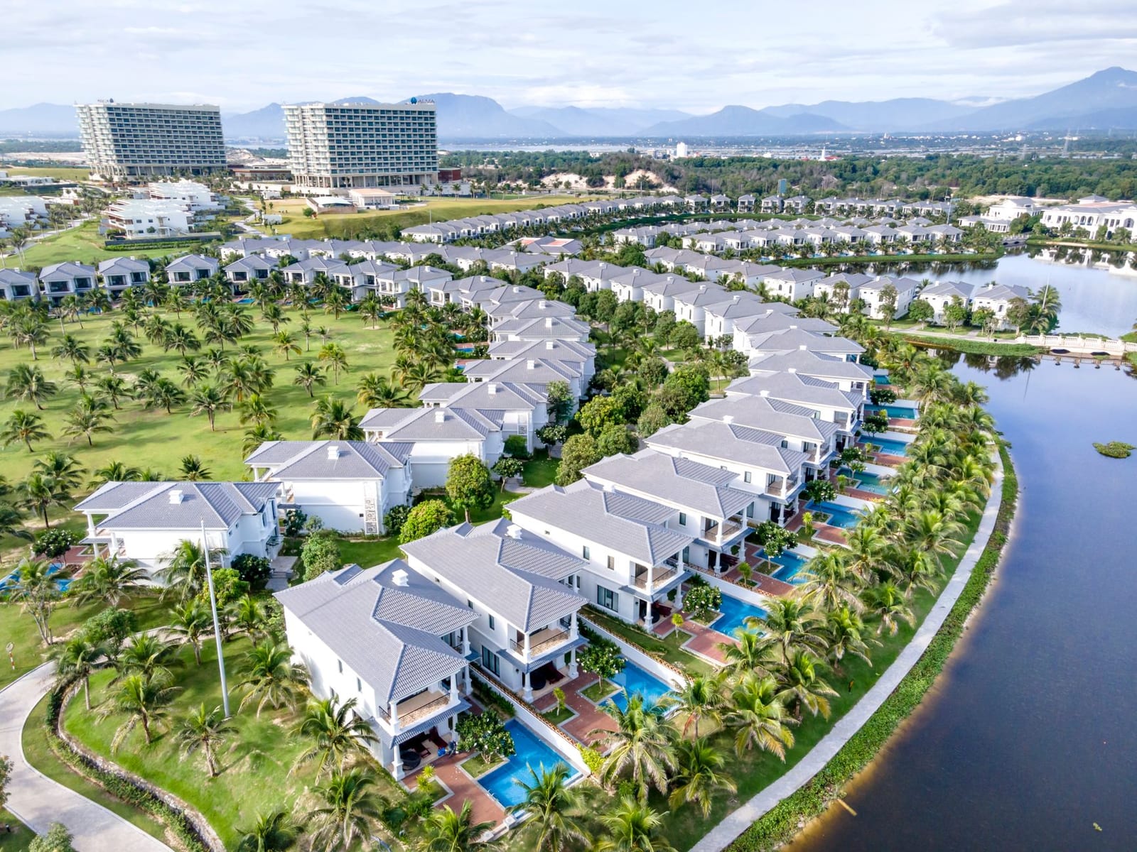 Damac Lagoons, Dubai
