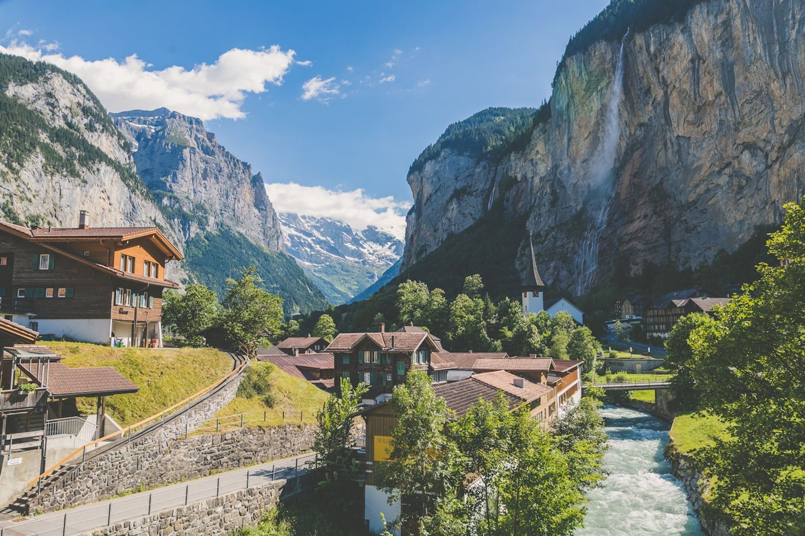 Lake Geneva and Swiss Alps