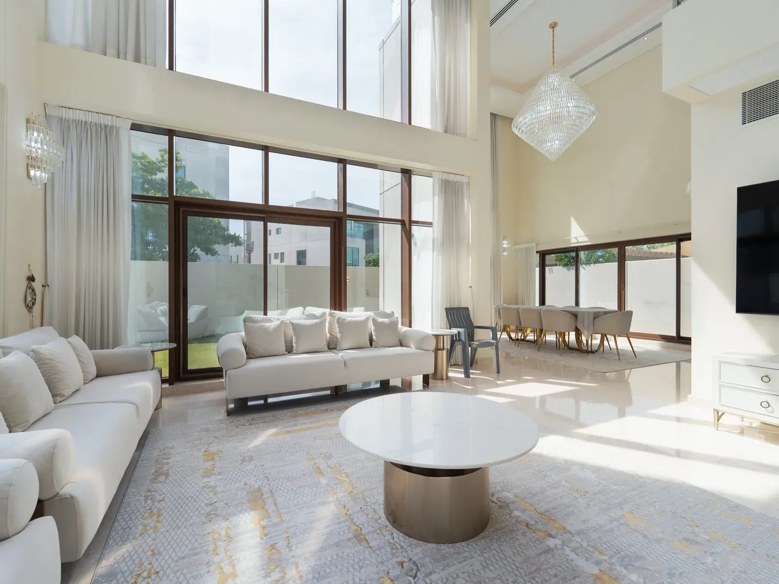 Grand Views · photo 2