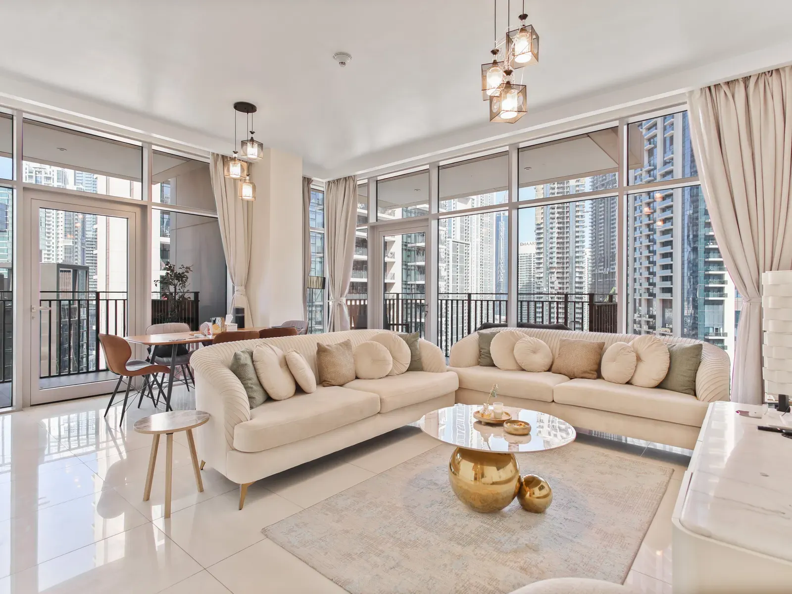 Boulevard Crescent Tower 2 · photo 1