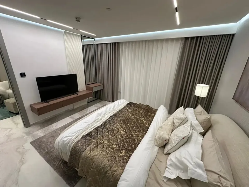 48 Parkside · photo 5