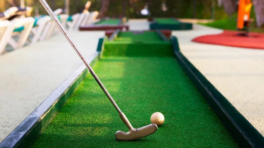 Mini Golf at Timez.