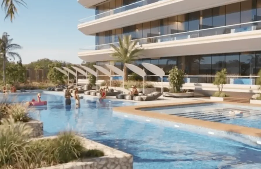 Infinity Swimming Pool at Ivy Gardens 2 by Samana.