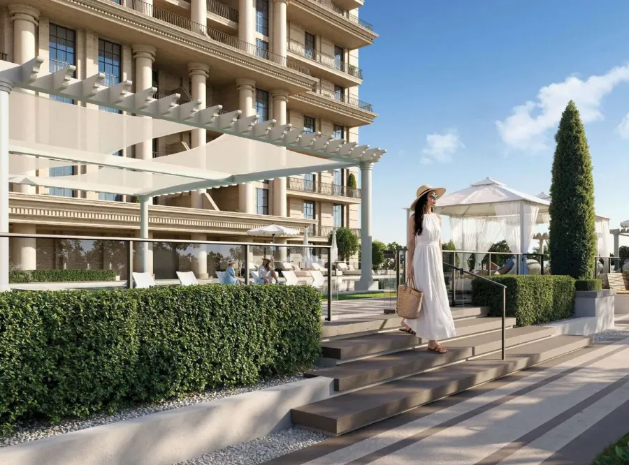 Retail at Bab Al Qasr Royal 28.