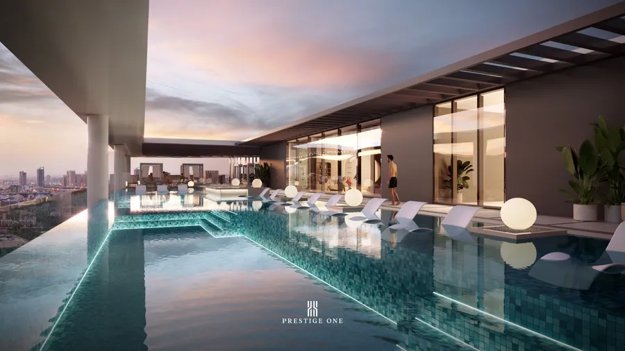 Swimming Pools at Golf Place.