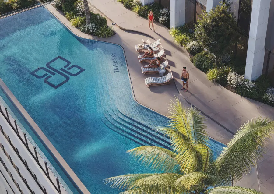 Infinity & Outdoor Pool, Jacuzzi & Spa at Tiger Sky Tower.