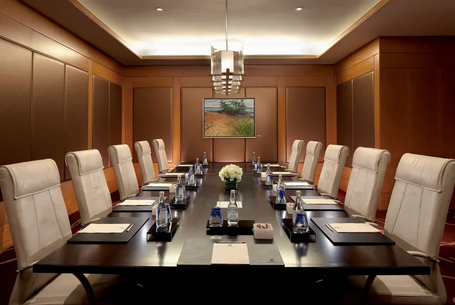 Business Center With 2 Meeting Rooms, Boardroom And Multi-Functional Events Space at Orla Dorchester Collection.