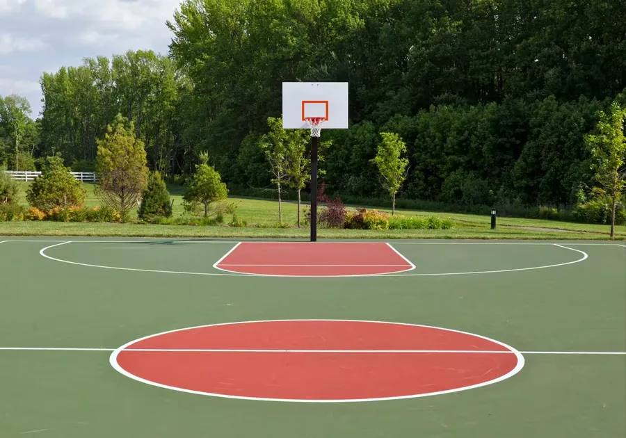 3x3 Basketball at One by Binghatti.