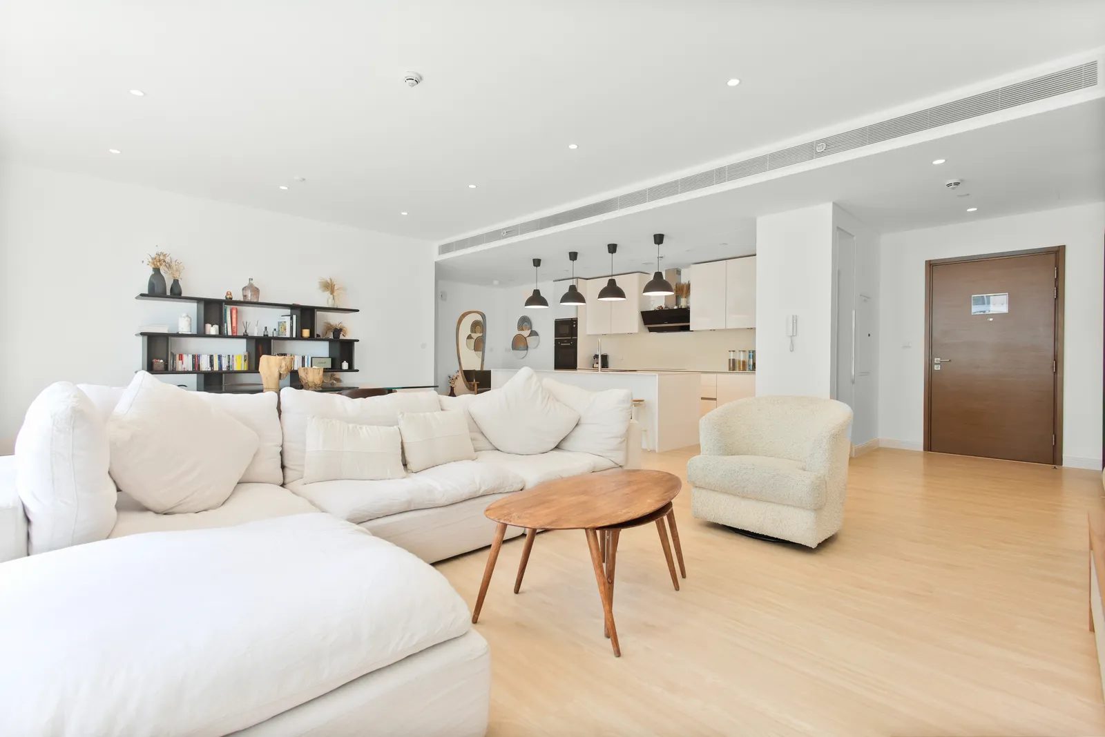 City Walk Residential Building 2B · photo 1
