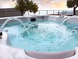 Jacuzzi at Octa Isle Interiors by Missoni.
