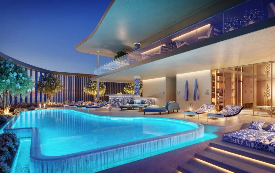 Infinity Pool with Juice Bar at Isla Private Residences.