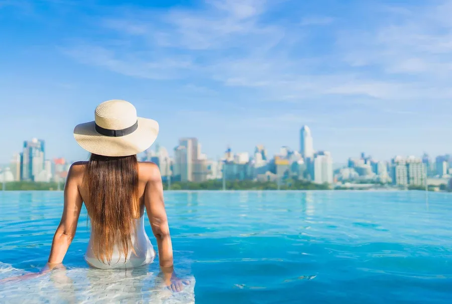 Infinity Pool at Exotica by Al Marina.
