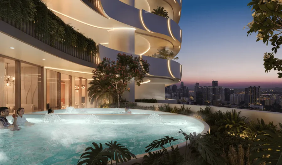 Private Pools at Weybridge Gardens 4.