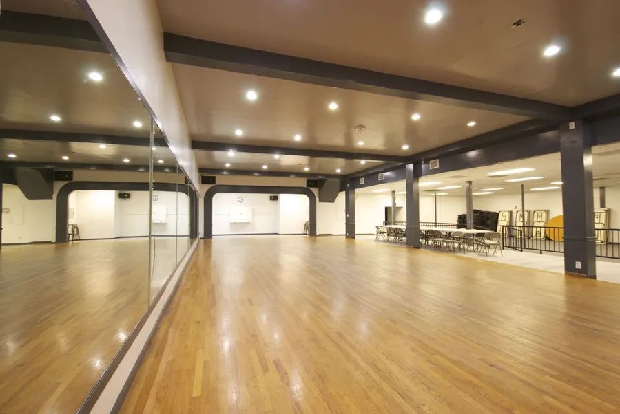 Leos Dance Studio at Weybridge Gardens 3.