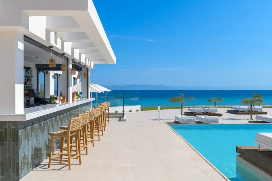 Poolside Bar & Lounge at Taj Wellington Mews.