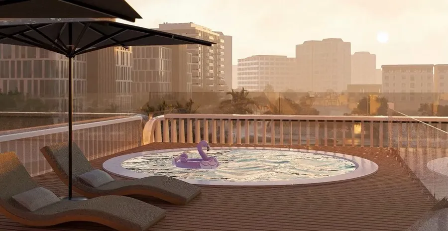 Jacuzzi at Luxury Canal Residences.