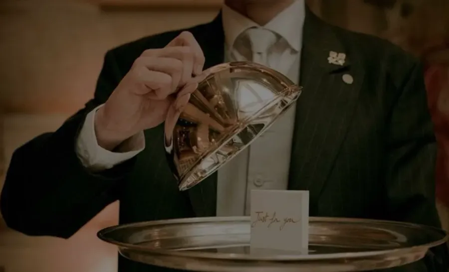 Concierge Service at Royal Oasis Black Edition (77-Year Leasehold).